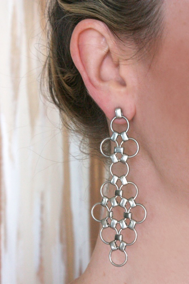 jump-ring-connector-earrings-diy-model