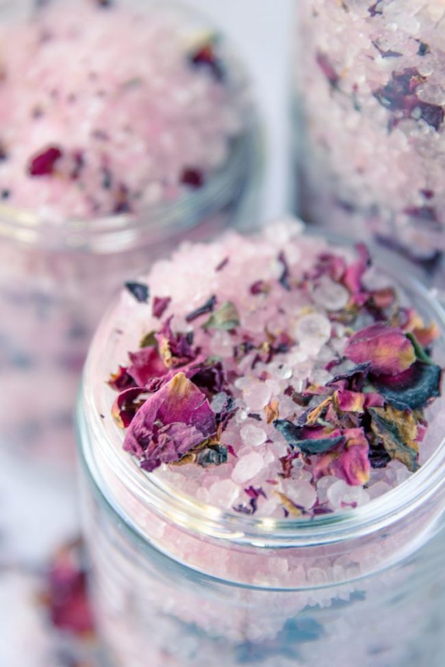 How to: Make Vanilla Rose Bath Salts