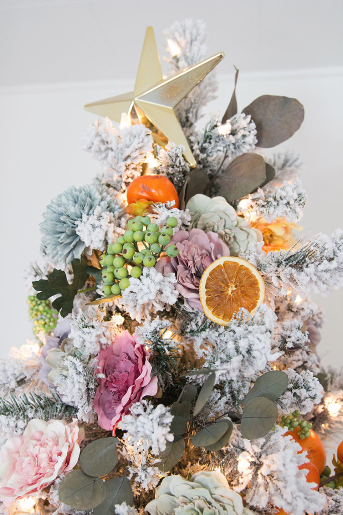 A Very California Christmas with a Non-Traditional Christmas Tree - The ...