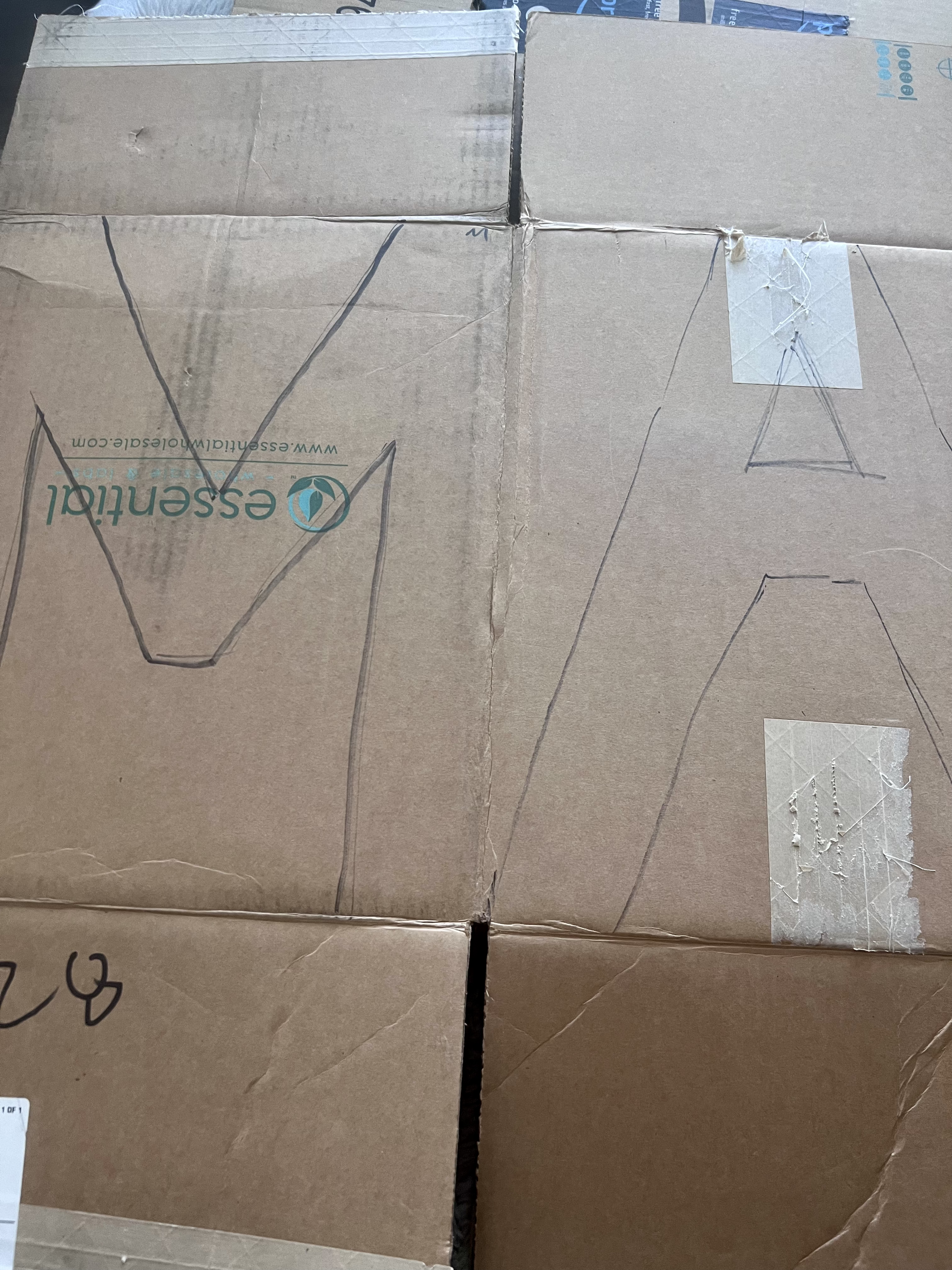 DIY_yard_sign_14 sketch letters on cardboard
