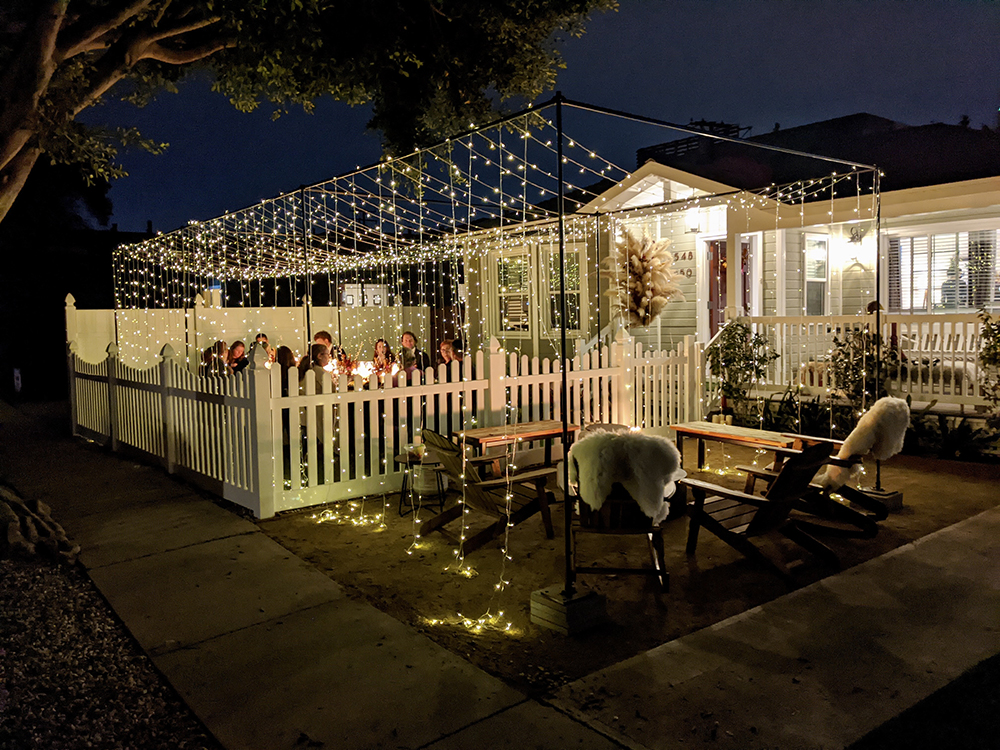 string_light_canopy_diy_wedding_the_holiday_mama_9